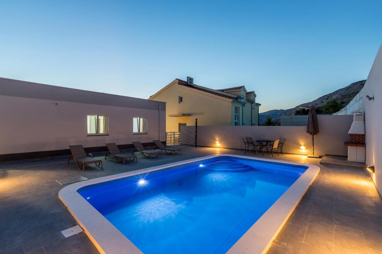 House With Private Pool Magdalena Daire Podstrana Dış mekan fotoğraf
