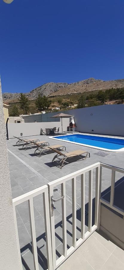 House With Private Pool Magdalena Daire Podstrana Dış mekan fotoğraf