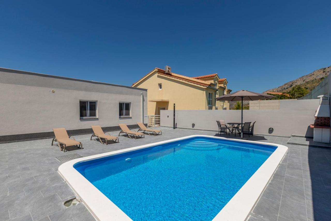 House With Private Pool Magdalena Daire Podstrana Dış mekan fotoğraf